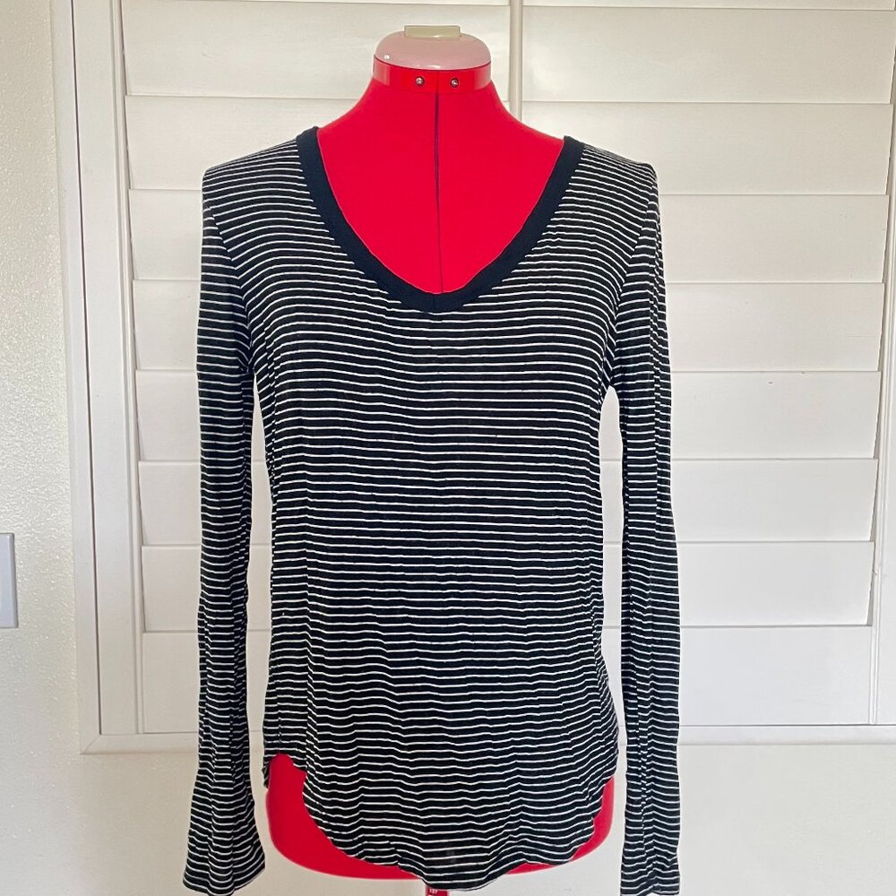 Black and White Striped Long Sleeve